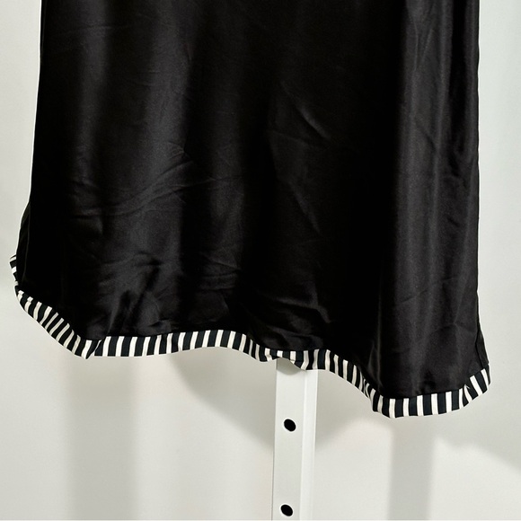 Vintage 70’s Shanghai Embroidered Silk Camisole Top – Size 40 (Approx M) - Picture 4 of 6